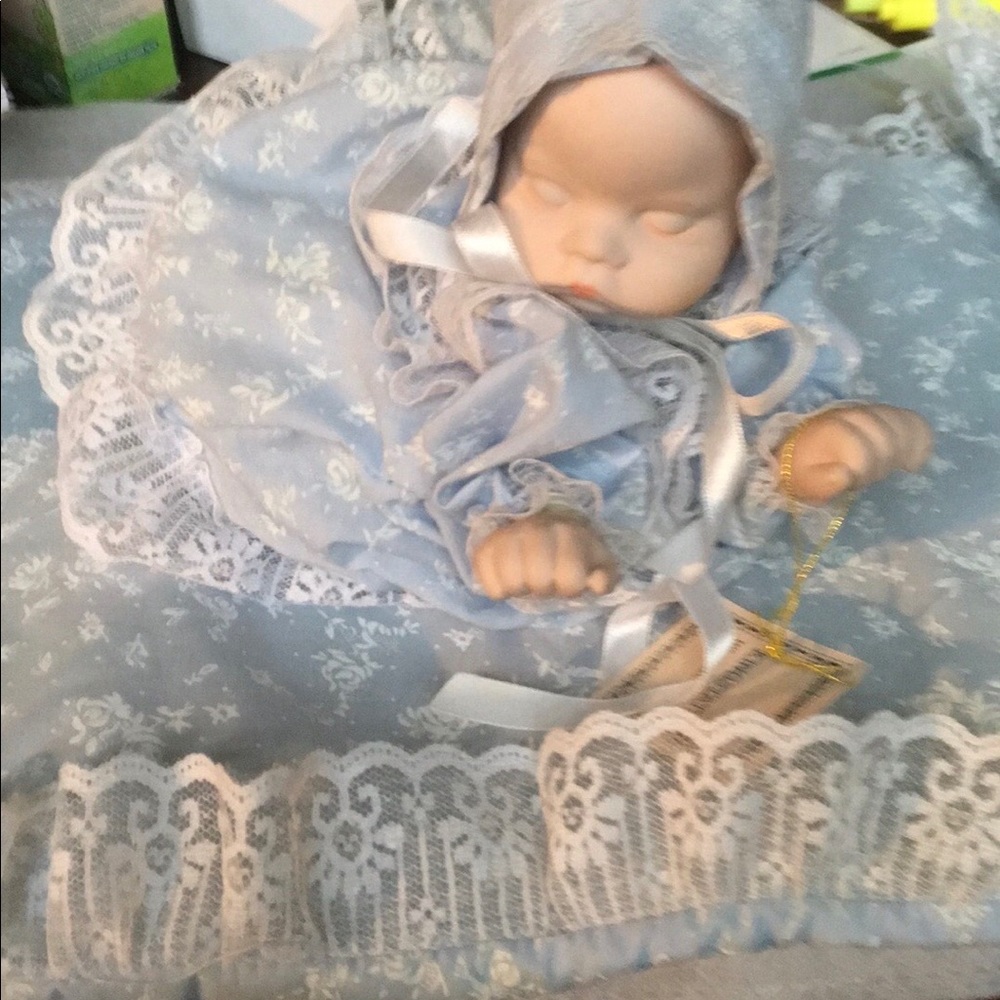 Kingstate, The Doll Crafter, musical and animated doll